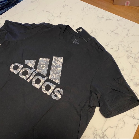 Adidas Men's Graphic T-Shirt Tee - Black - Picture 3 of 8